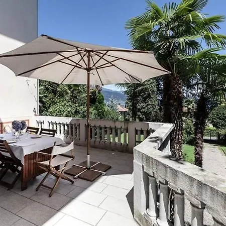 Epoca Villa Stresa